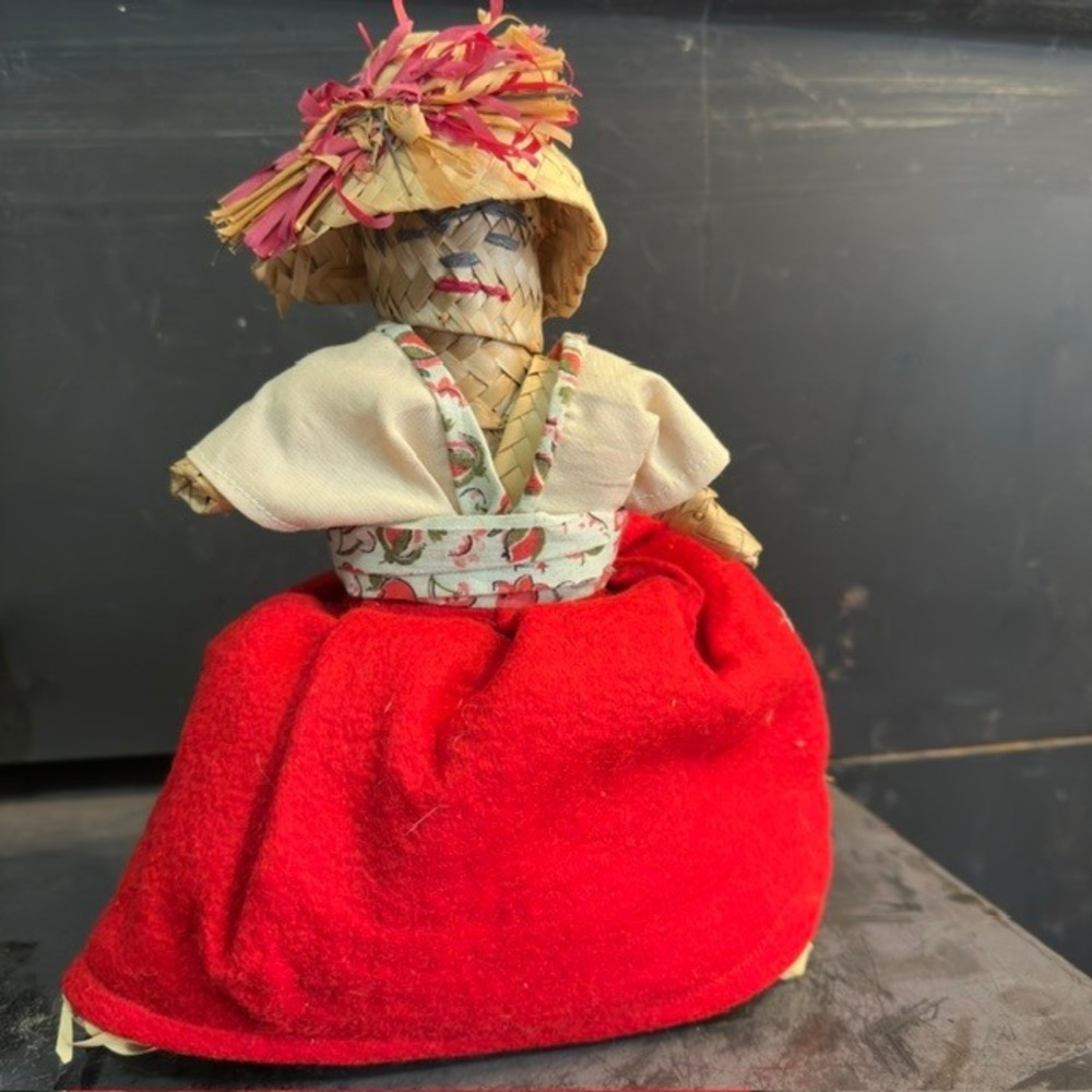 Vintage Jamaica Straw Doll Handmade‎ Folk Art Red Skirt Caribbean Souvenir 9.5